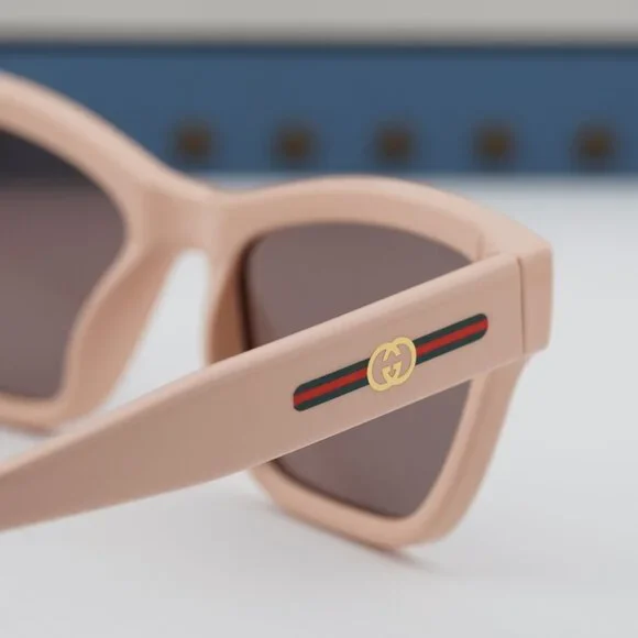 Gucci GG1982S 004 Cat Eye Sunglasses - Shiny Vintage Pink  display picture 2